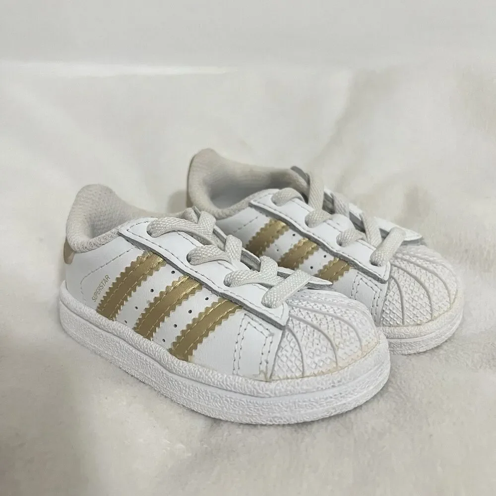 adidas featuring low